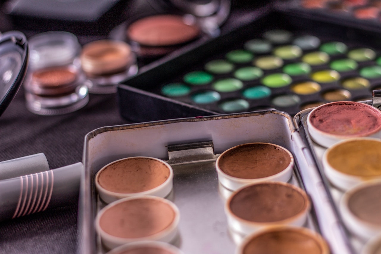 Melhor Primer Facial Para um Look de Verão (Foto de Anderson Guerra no Pexels)